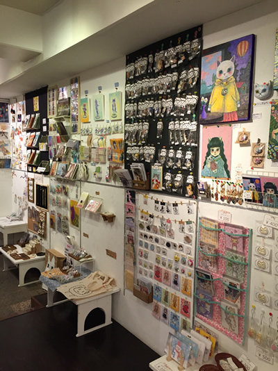 ネコのキーホルダーなどのアクセサリー