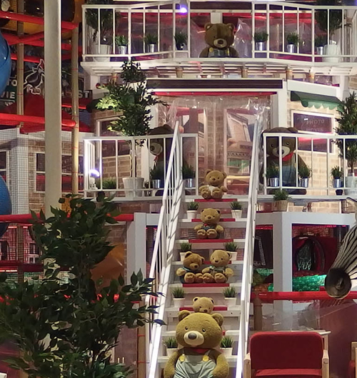 滑り台もかわいい