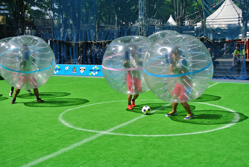 バブルサッカー