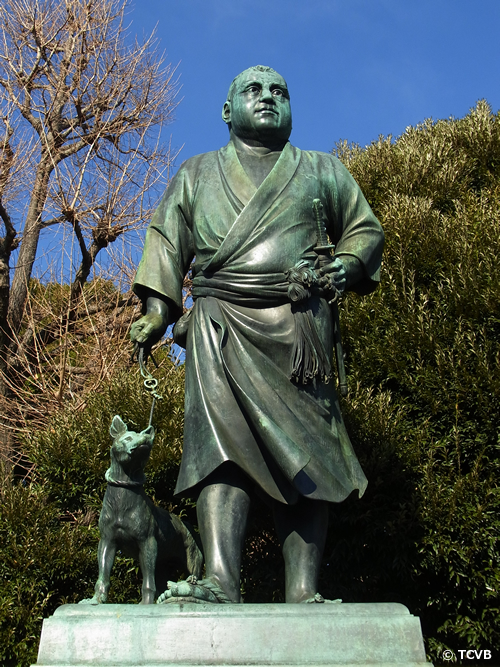 上野公園のシンボル「西郷隆盛銅像」 彫刻家高村光雲の手によって1898年に建てられた