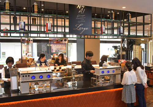 試飲もできるコーヒーの複合施設「UCC コーヒーアカデミー東京」が東京・港区にオープン