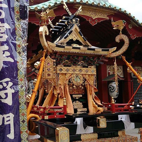 三の宮鳳輦 まさかど様(平将門)を乗せた鳳輦