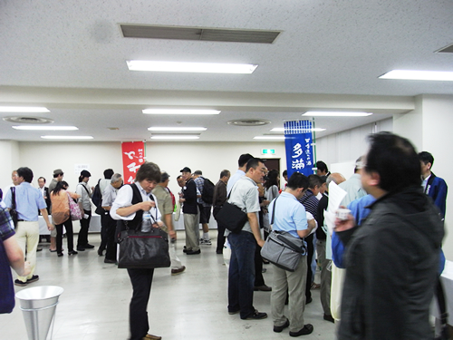 人気のきき酒会 前売り券は毎年完売なので早めに申込みを