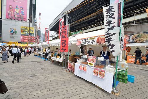 お祭り会場は新橋駅前SL広場ほか駅周辺