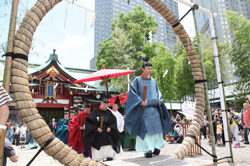 「大祓 茅の輪くぐり-山王御祓並鎮火祭」は、6月14日(日)の15時から執り行われる