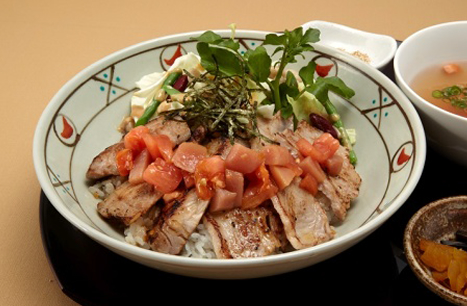決勝大会出品作品 磐梯山SA「The豚丼・會津の香り」
