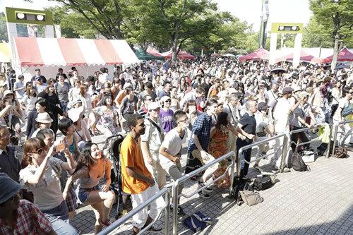 ステージ会場も大盛り上がり