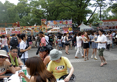 前回は10万人以上が来場し賑わった