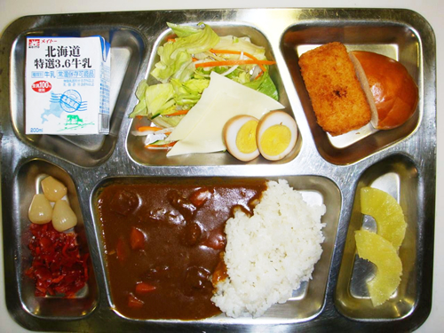 海上自衛隊カレー イメージ