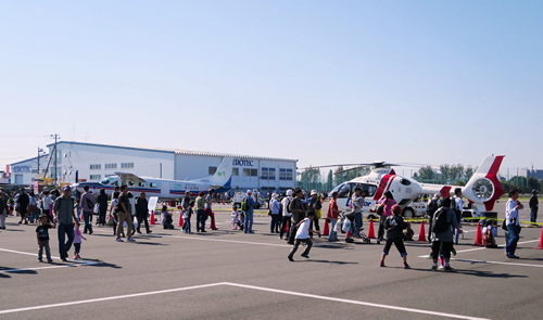 毎年10月開催の「調布飛行場まつり2015」の中止が決定 - 航空機墜落事故の影響