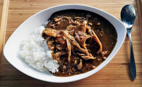 まいたけと鳥挽肉のカレー