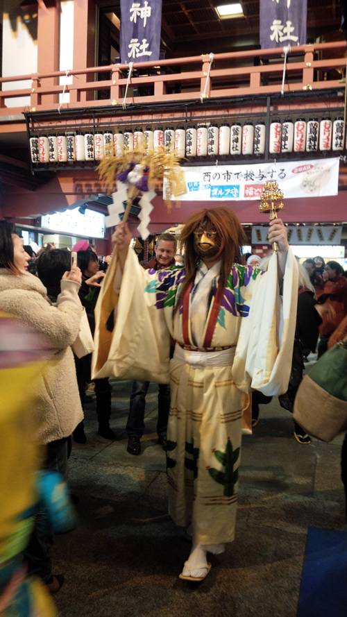鷲舞ひ